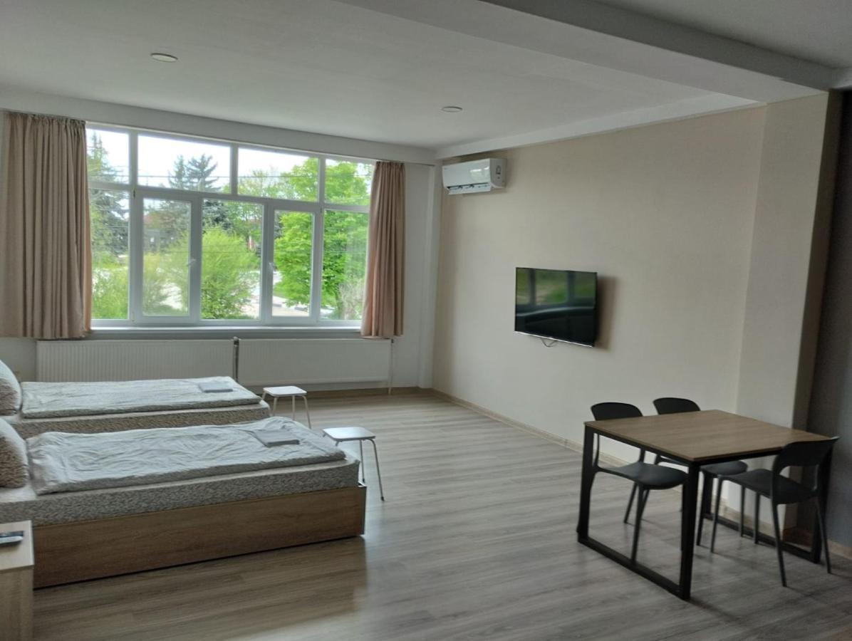 Park-Hotel Кахул Екстериор снимка
